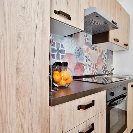 Tower Apartment *